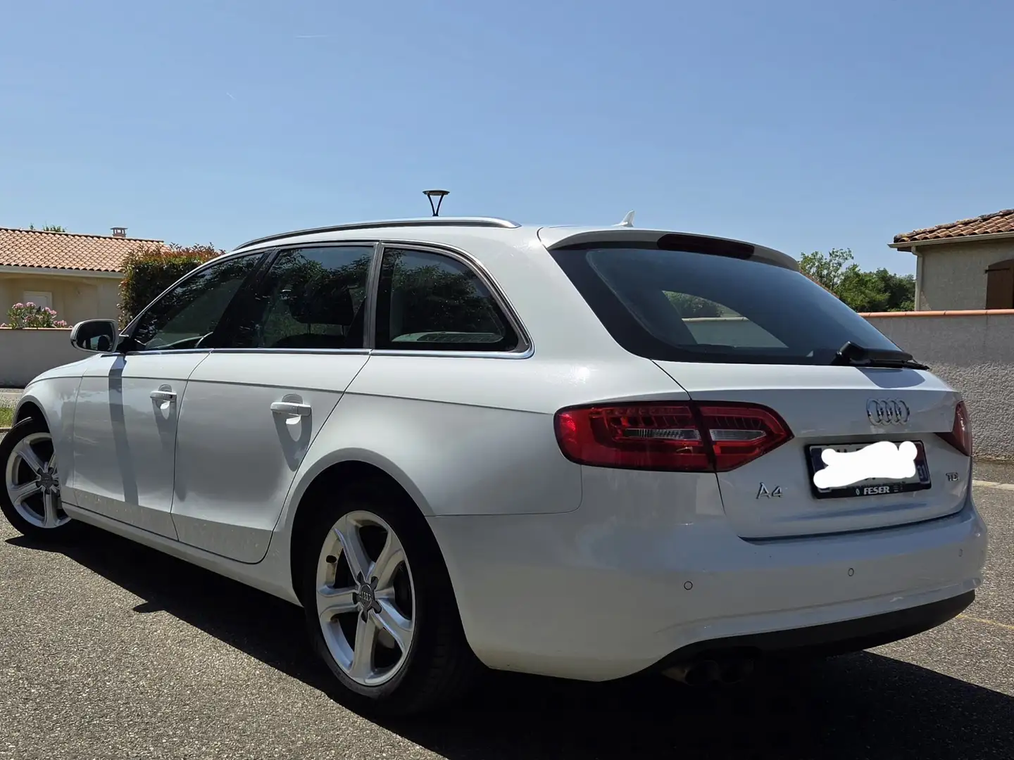Audi A4 AVANT 2.0 TDI 143 Quattro Business Line - 2
