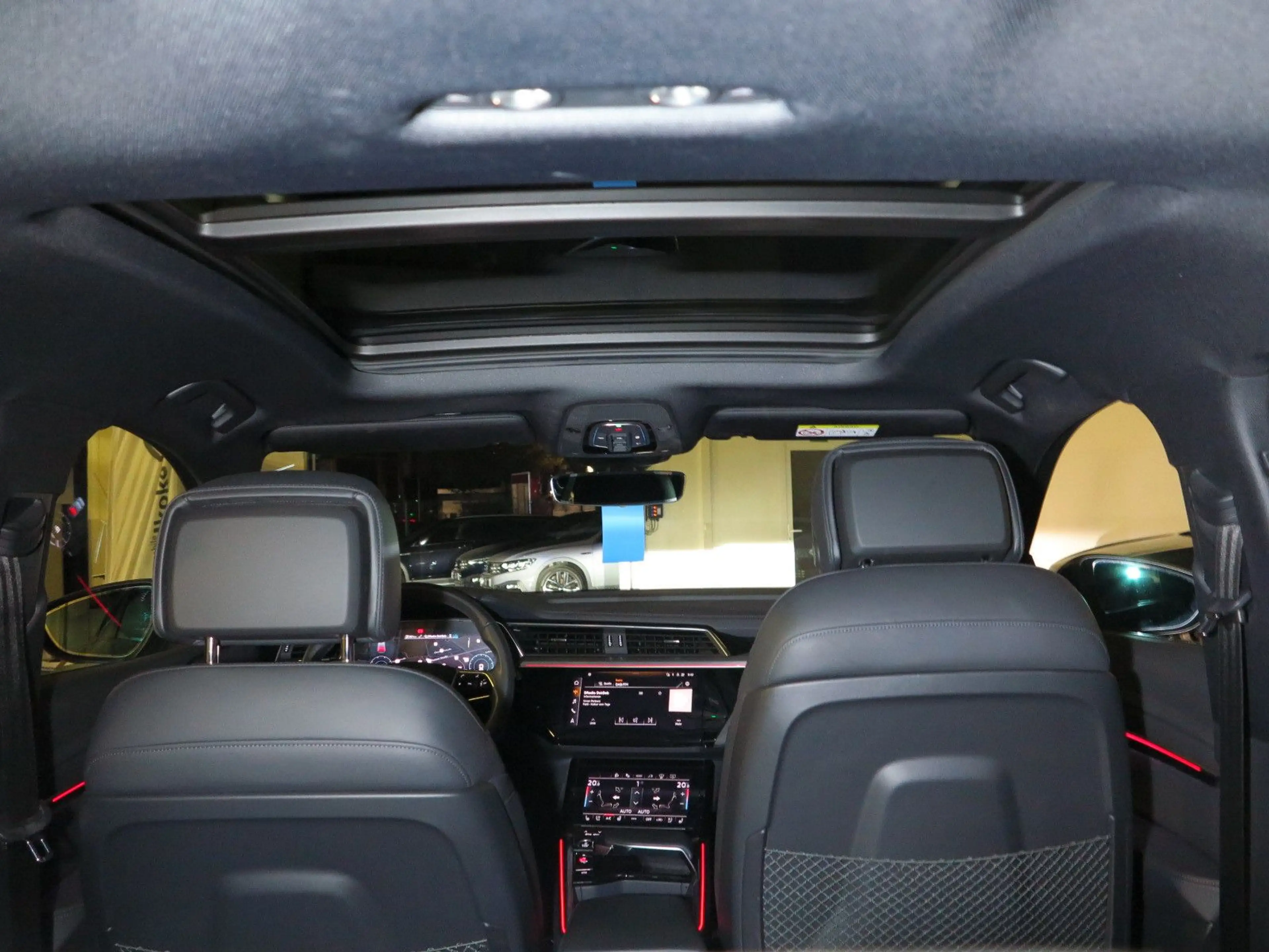 Audi e-tron Sportback 55 quattro S line 91%SoH Leder — photo 15