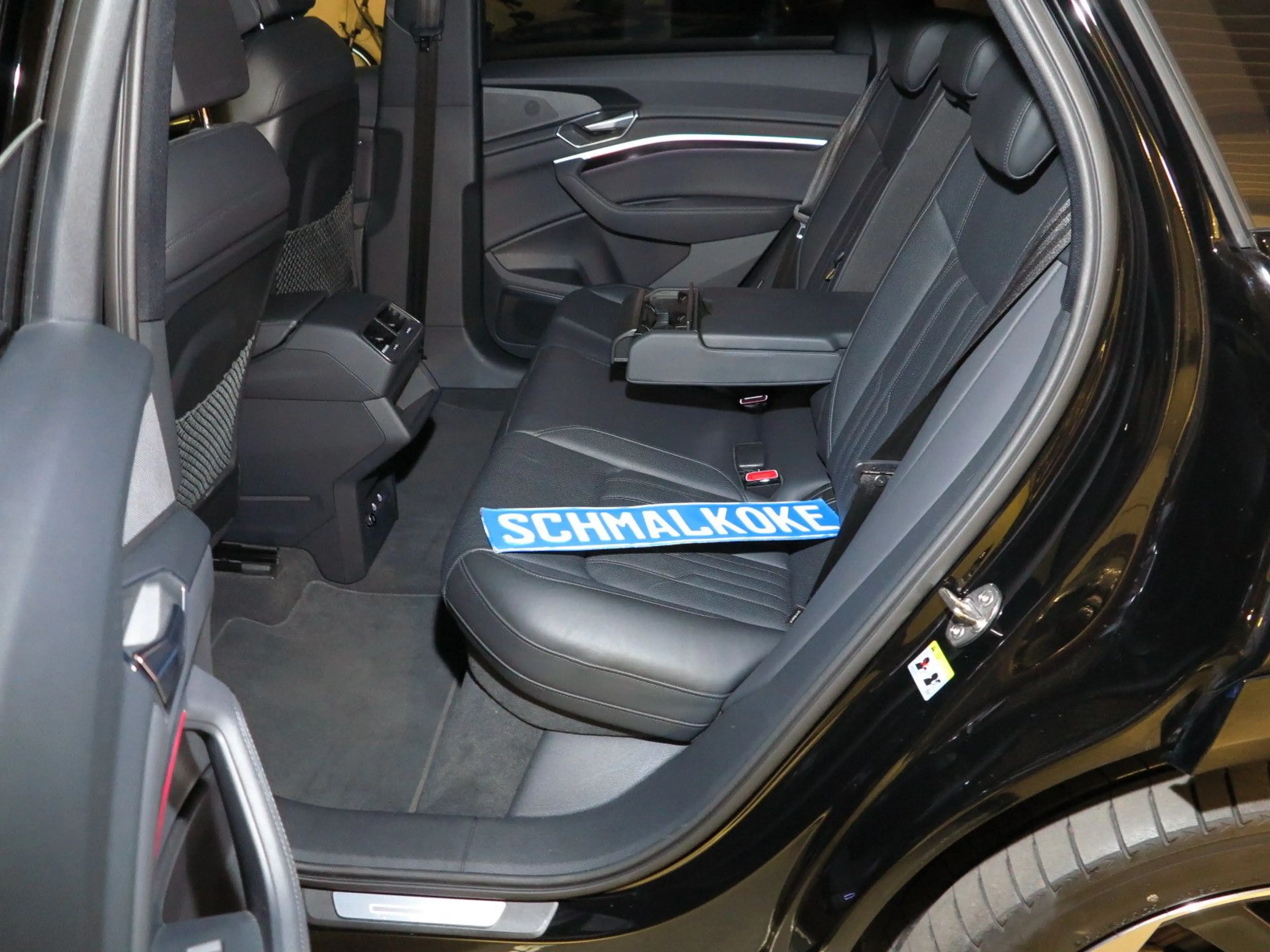 Audi e-tron Sportback 55 quattro S line 91%SoH Leder — photo 6