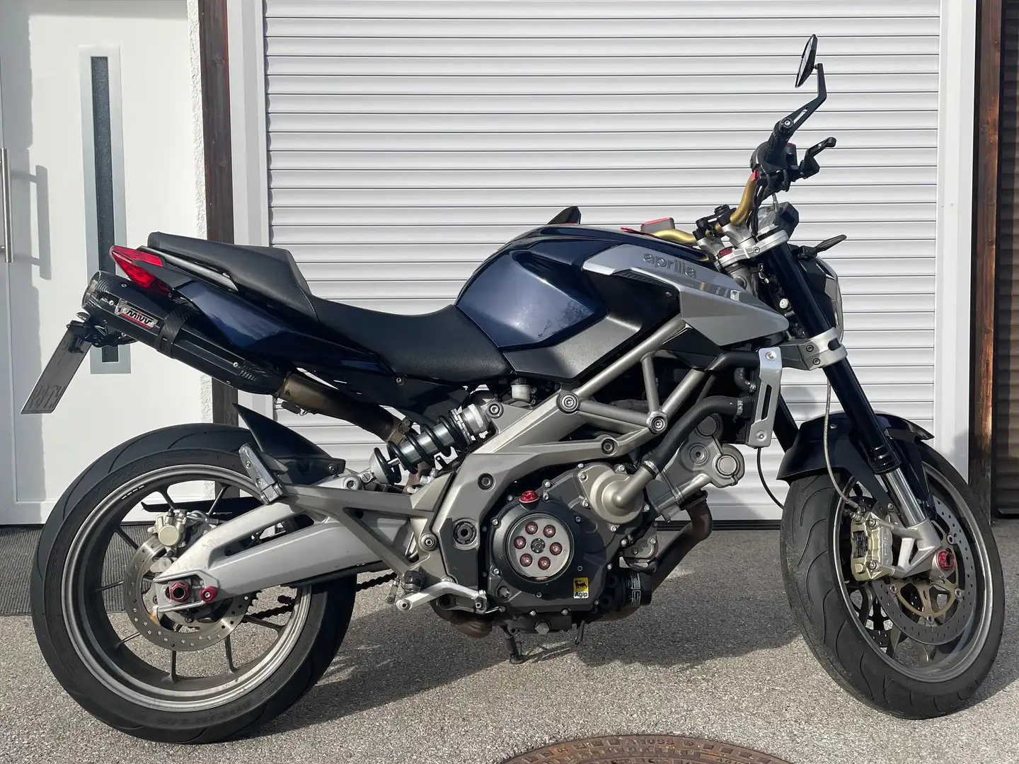 Aprilia Shiver 750 Blau - 1