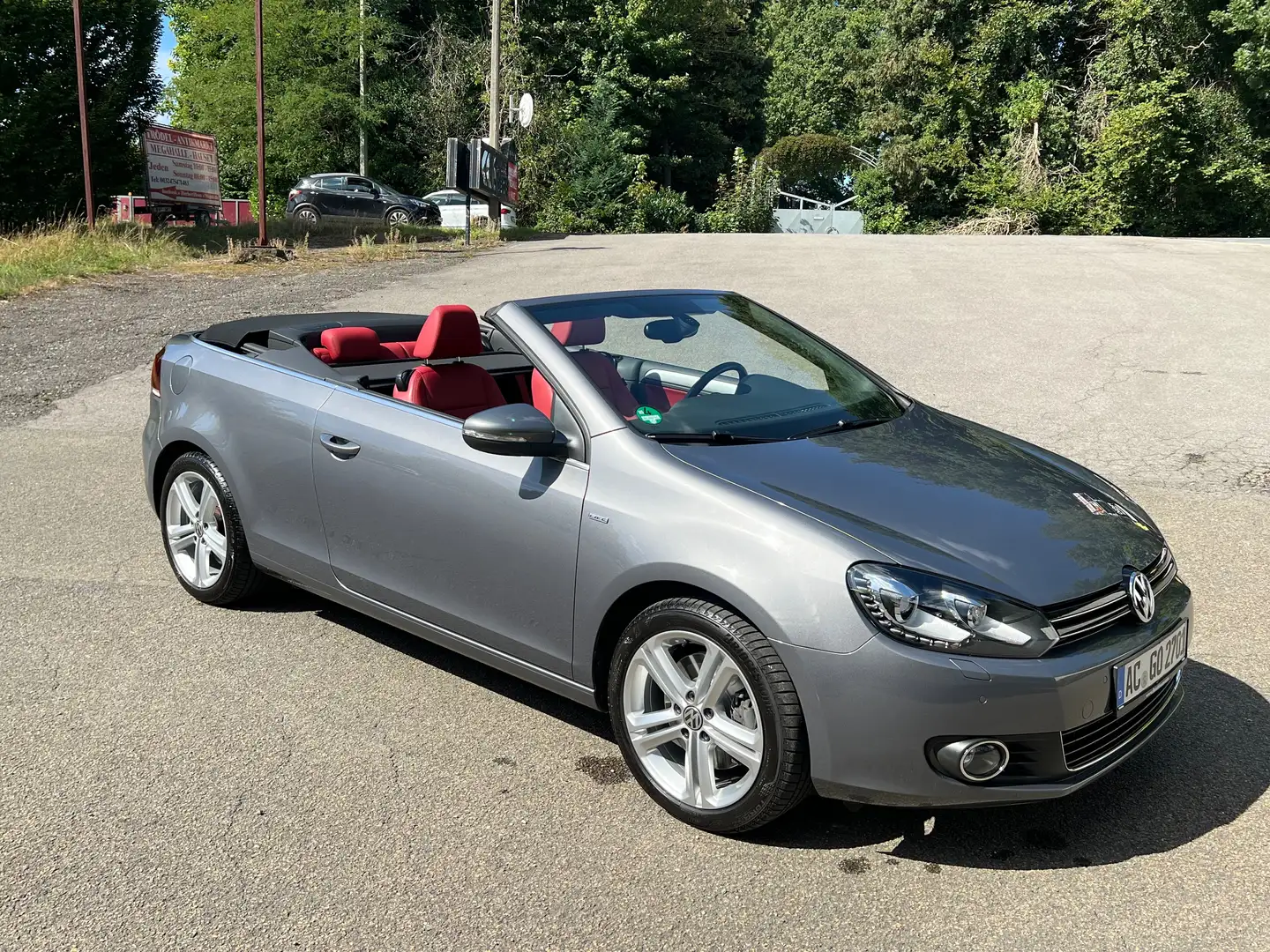 Volkswagen Golf Cabriolet Life Grau - 2