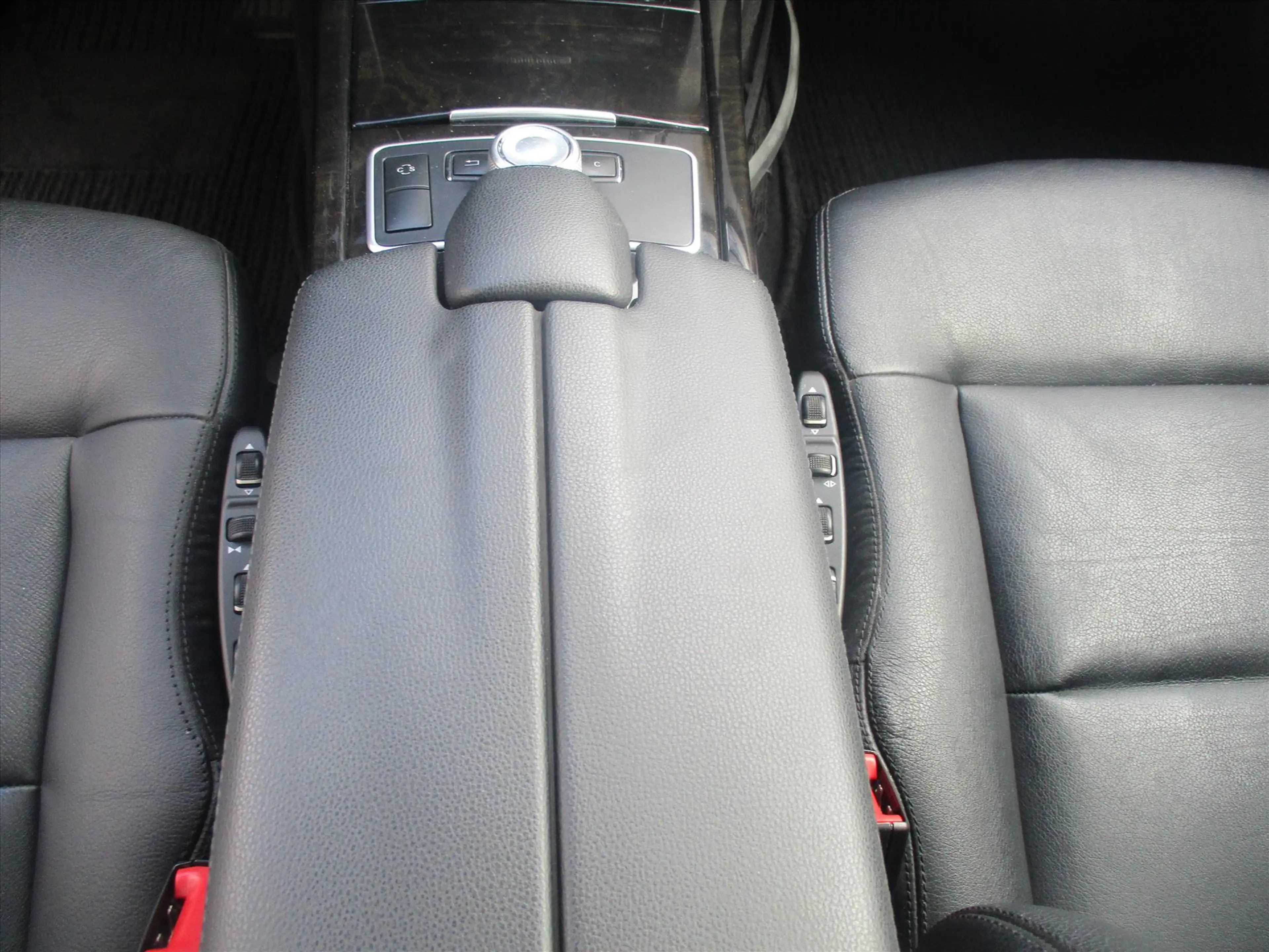 Mercedes-Benz E 350 E350 CGI BlueEfficiency Aut. AVANTGARDE / Youngtim — photo 10