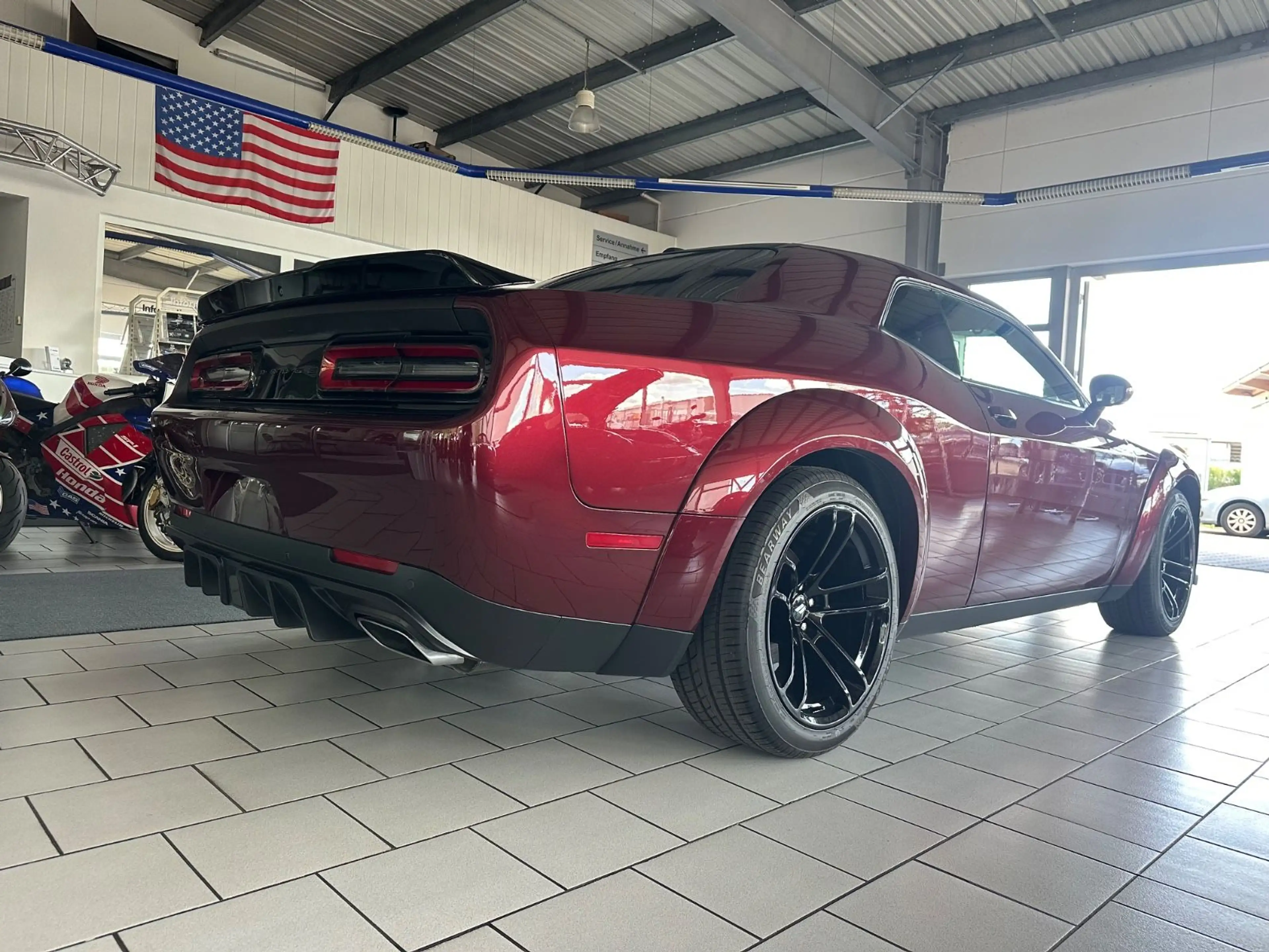 Dodge Challenger 5,7 R/T Aut. Shaker Widebody — photo 10
