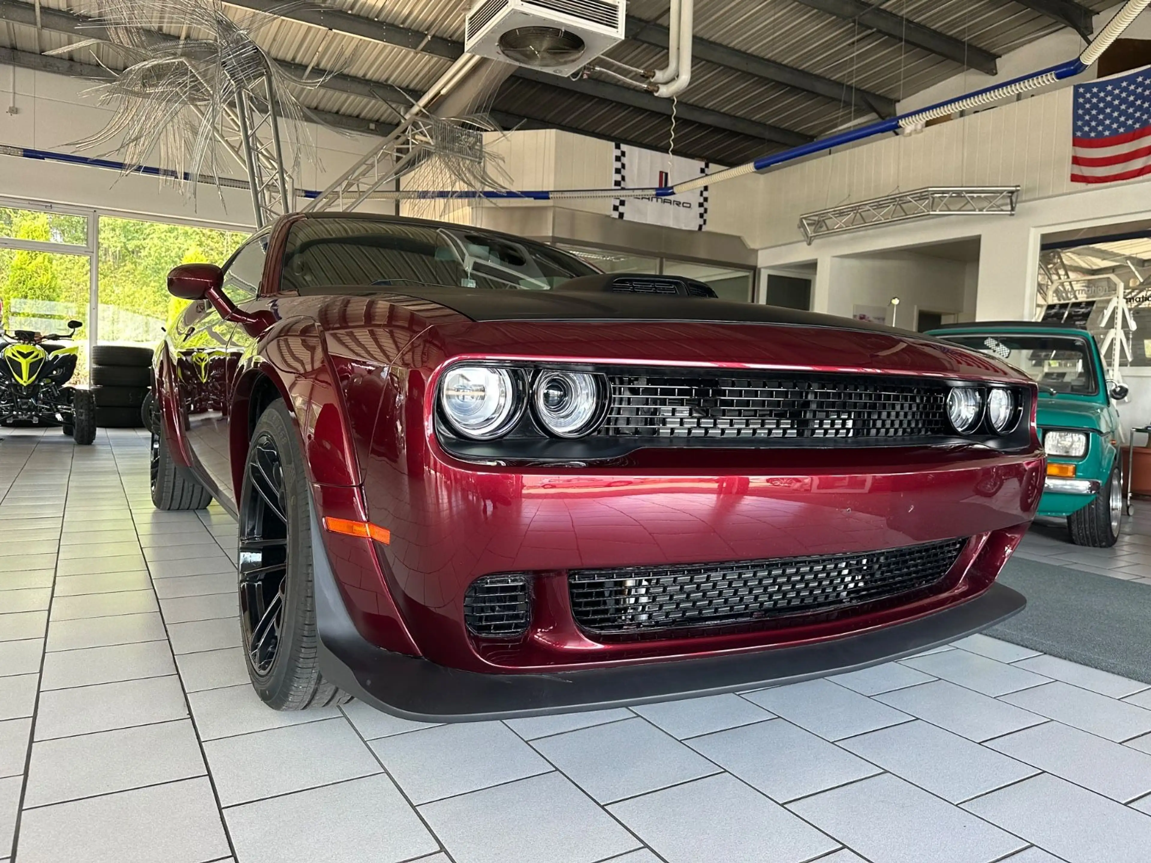 Dodge Challenger 5,7 R/T Aut. Shaker Widebody — photo 2