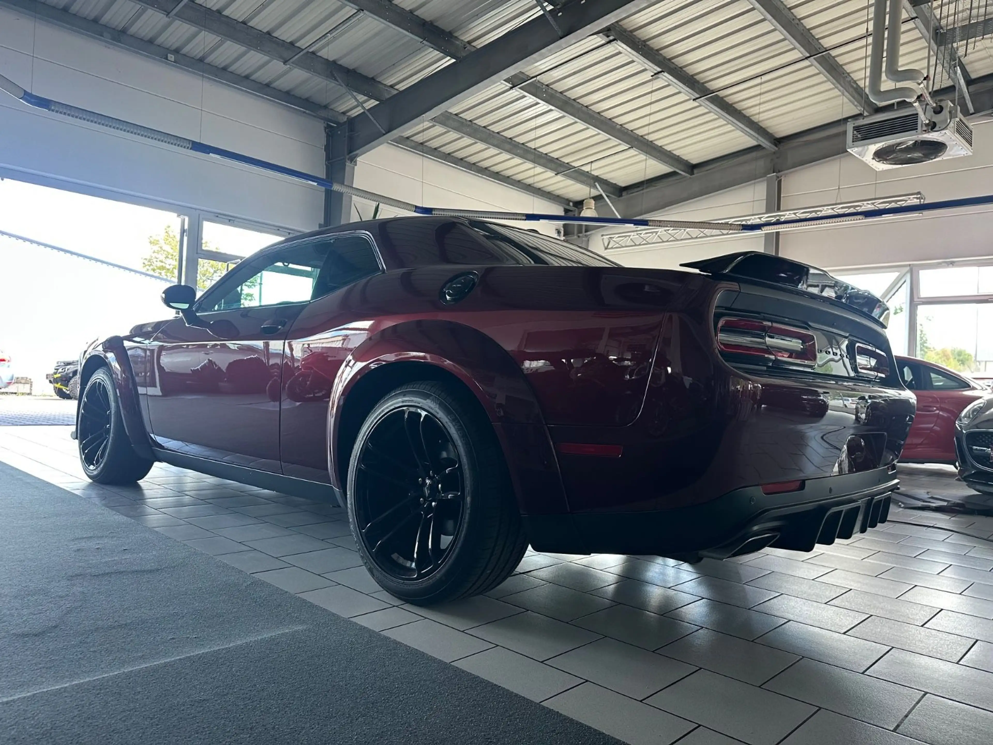 Dodge Challenger 5,7 R/T Aut. Shaker Widebody — photo 12