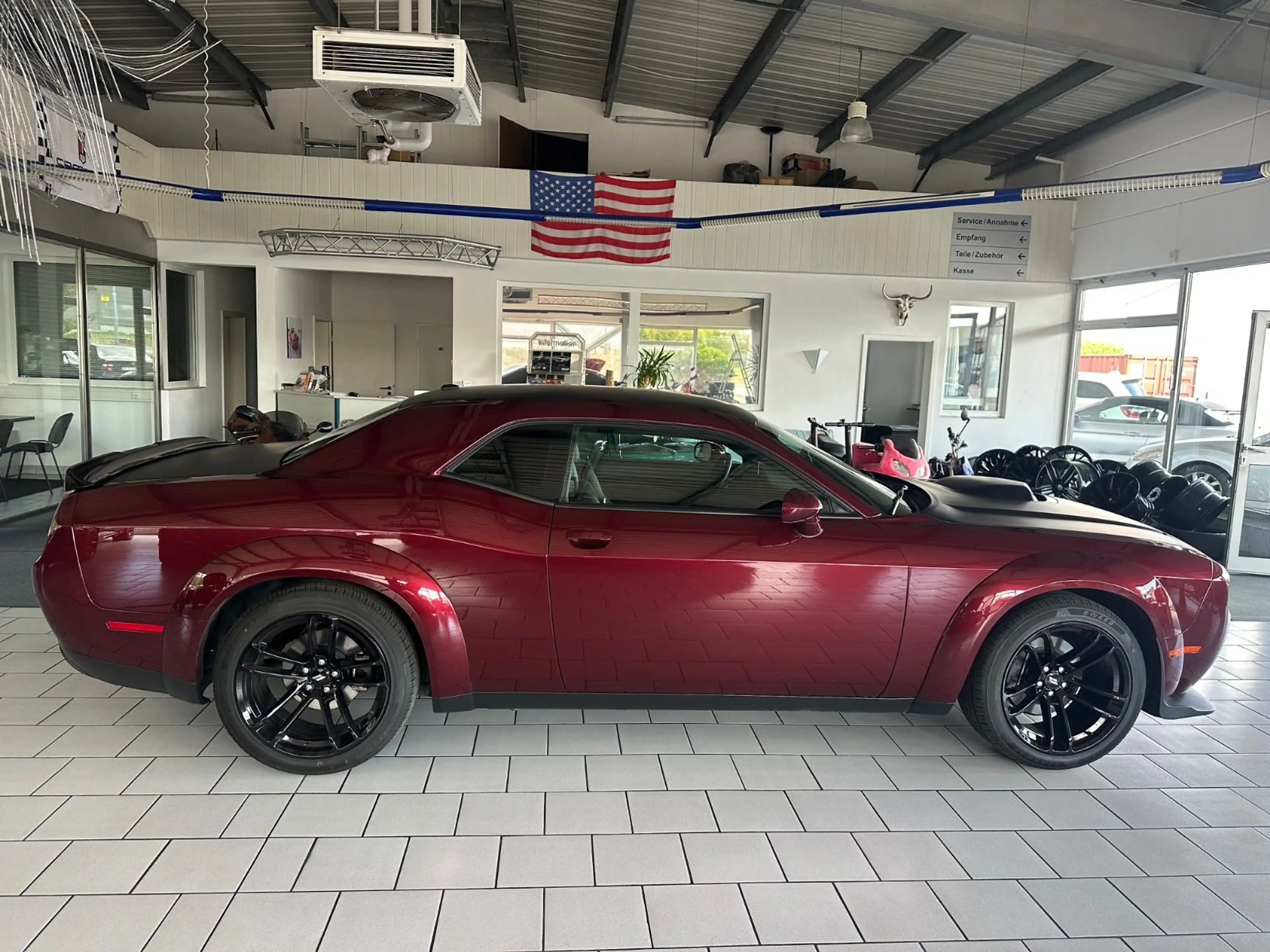 Dodge Challenger 5,7 R/T Aut. Shaker Widebody — photo 8