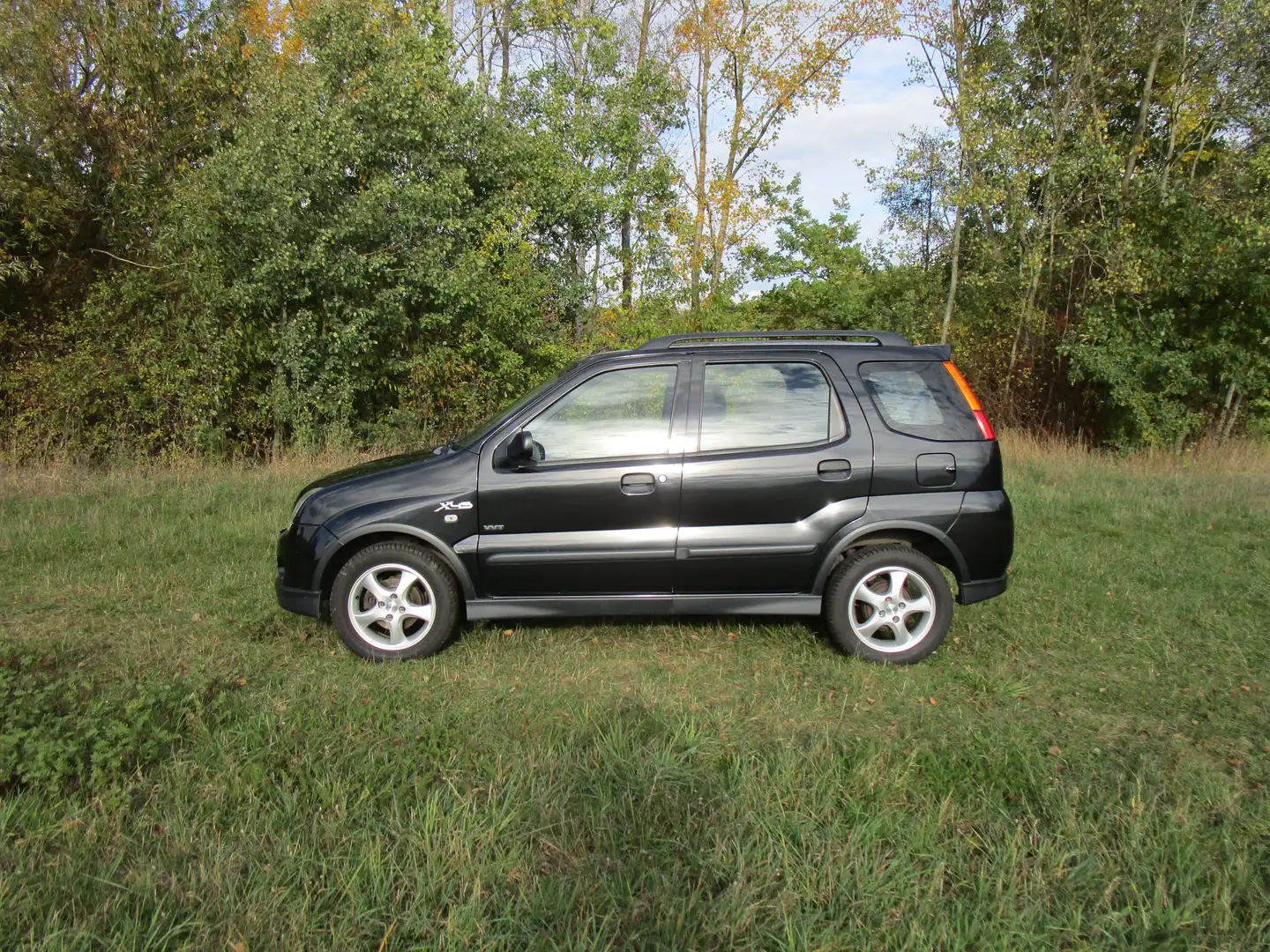 Suzuki Ignis 1,4 X-45 *VVT *4x4 *SHZ+*Klima*Allwetterreifen Schwarz - 2