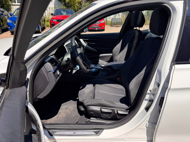 BMW 320 d Touring Automatik M-Paket *Pano*8fach* — photo 7