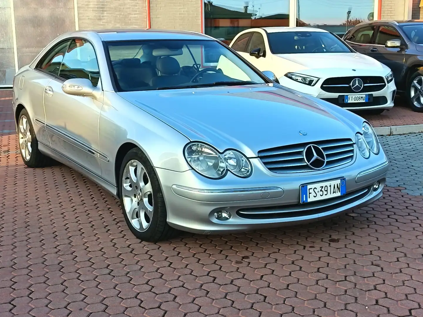 Mercedes-Benz CLK 320 CLK Coupè - C209 Elegance 218cv Plateado - 1