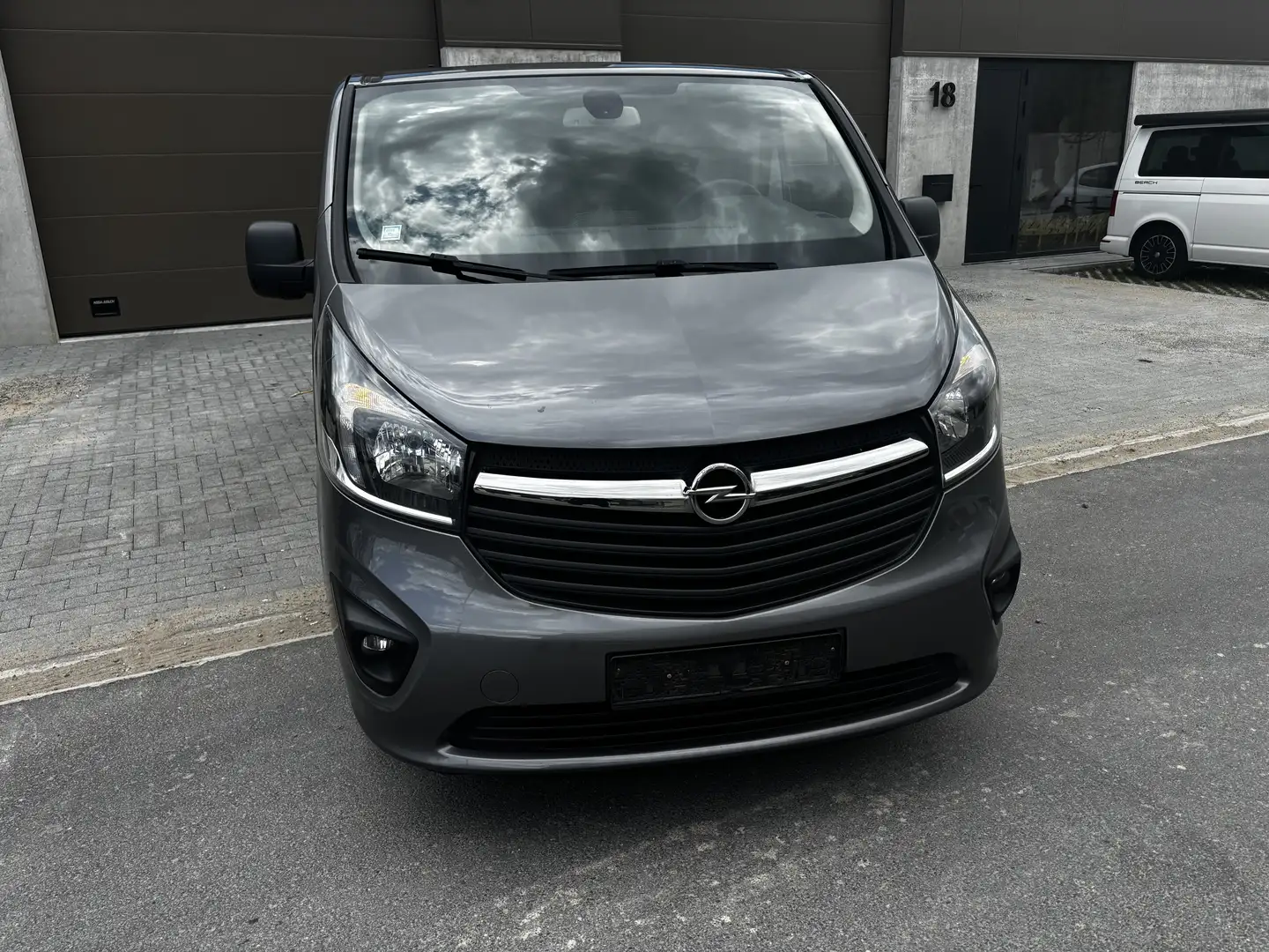 Opel Vivaro 1.6 D (CDTI) L1H1 S&S - 2