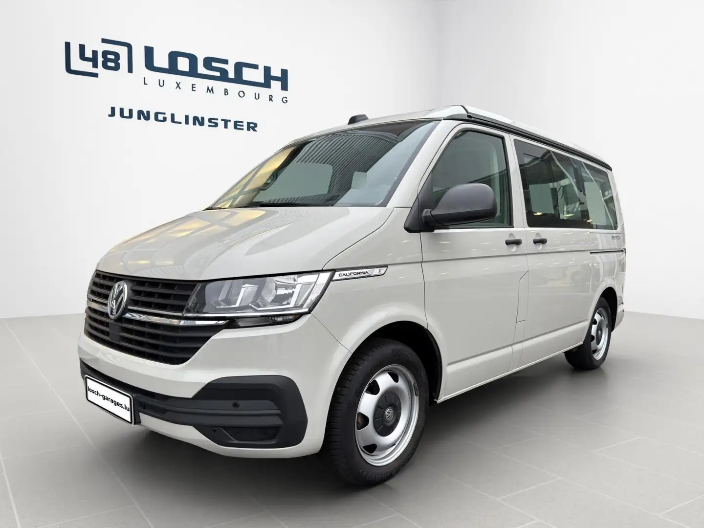 Volkswagen T6.1 California Beach Beige - 1
