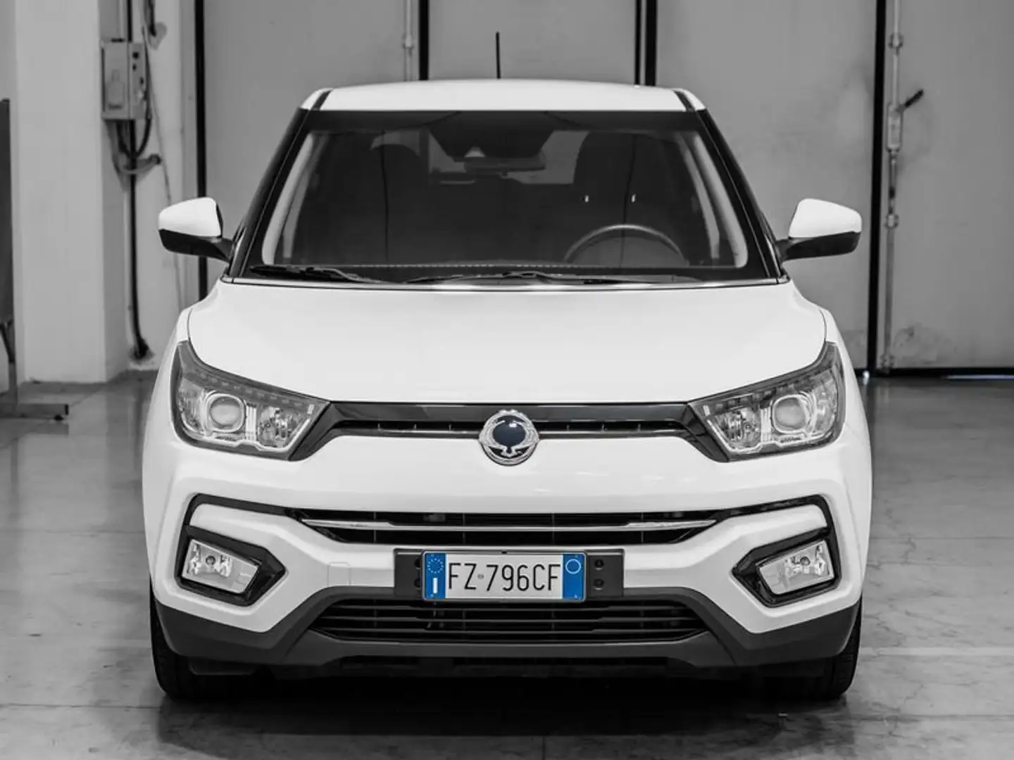 SsangYong Tivoli 1.6 2WD 128 CV Easy Wit - 2