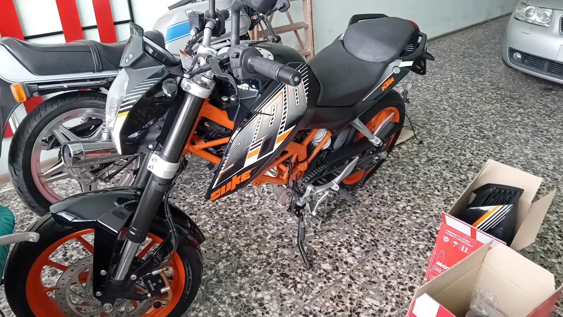 KTM 390 Duke abs Arancione - 1