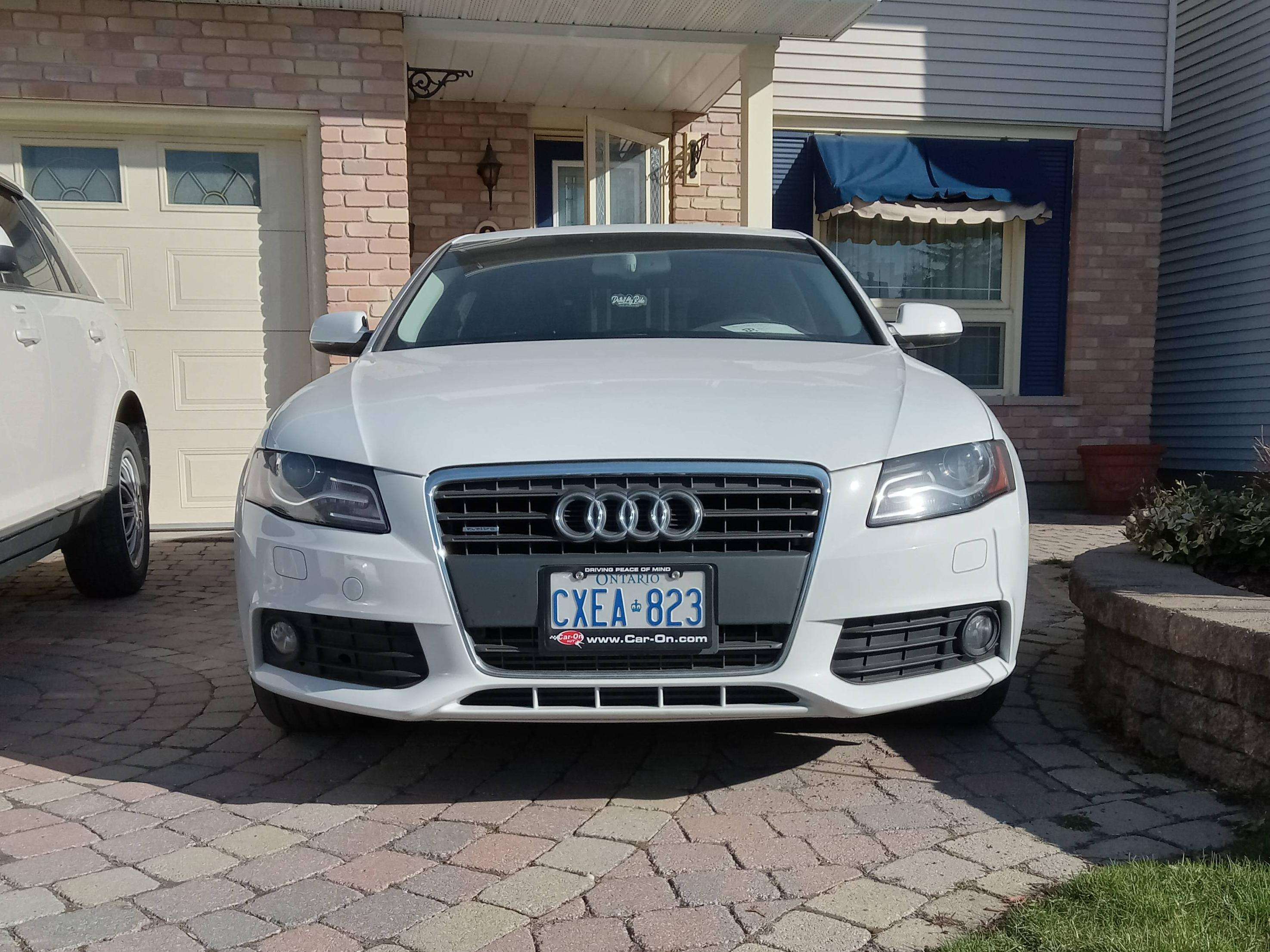 2012 Audi A4 Quattro Prestige model alt 2