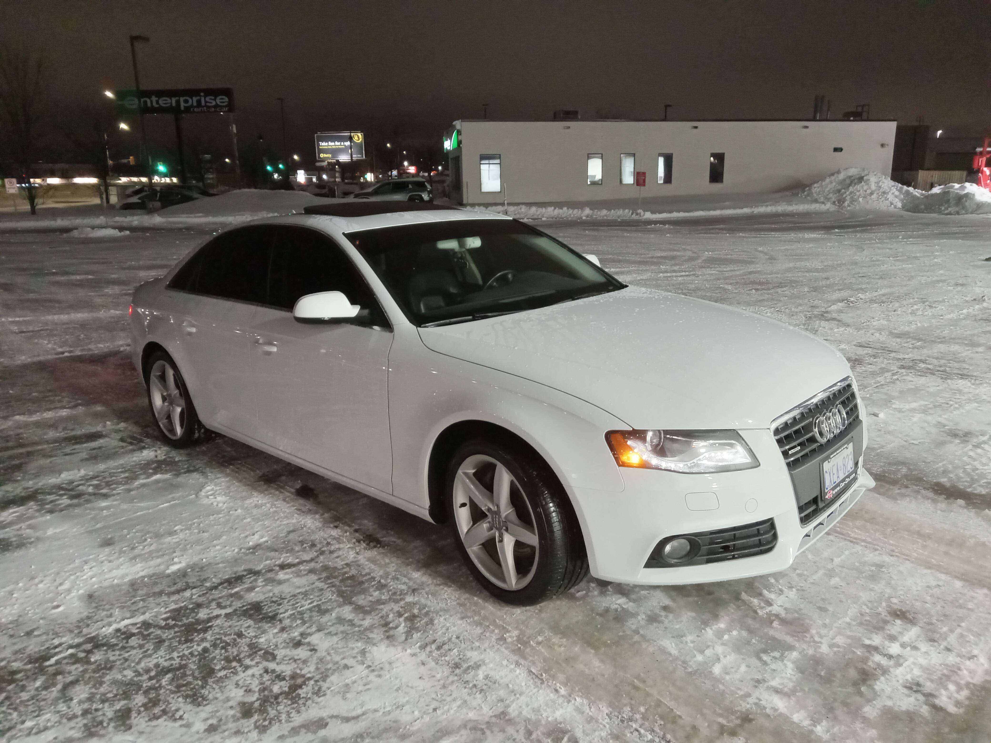 2012 Audi A4 Quattro Prestige model alt 5