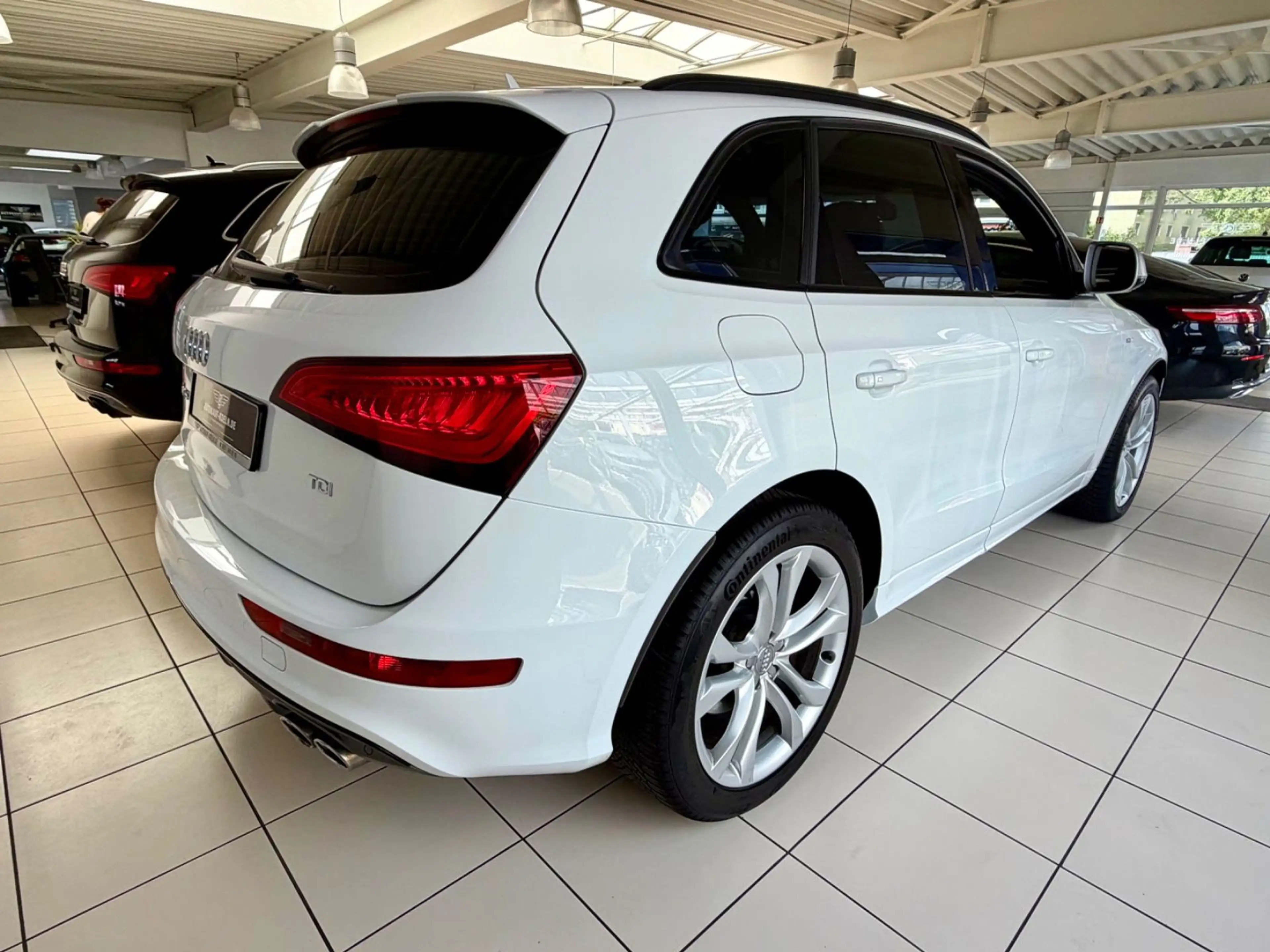 Audi SQ5 3.0 TDI competition quattro — photo 4