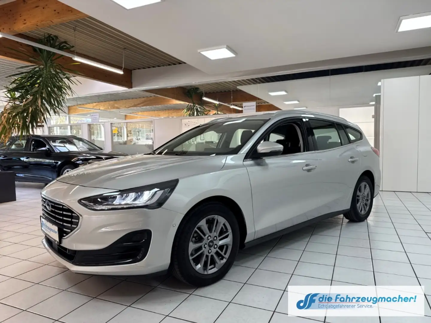 Ford Focus Turnier Titanium 1.5 EcoBlue *Facelift* Navi LED E Zilver - 2
