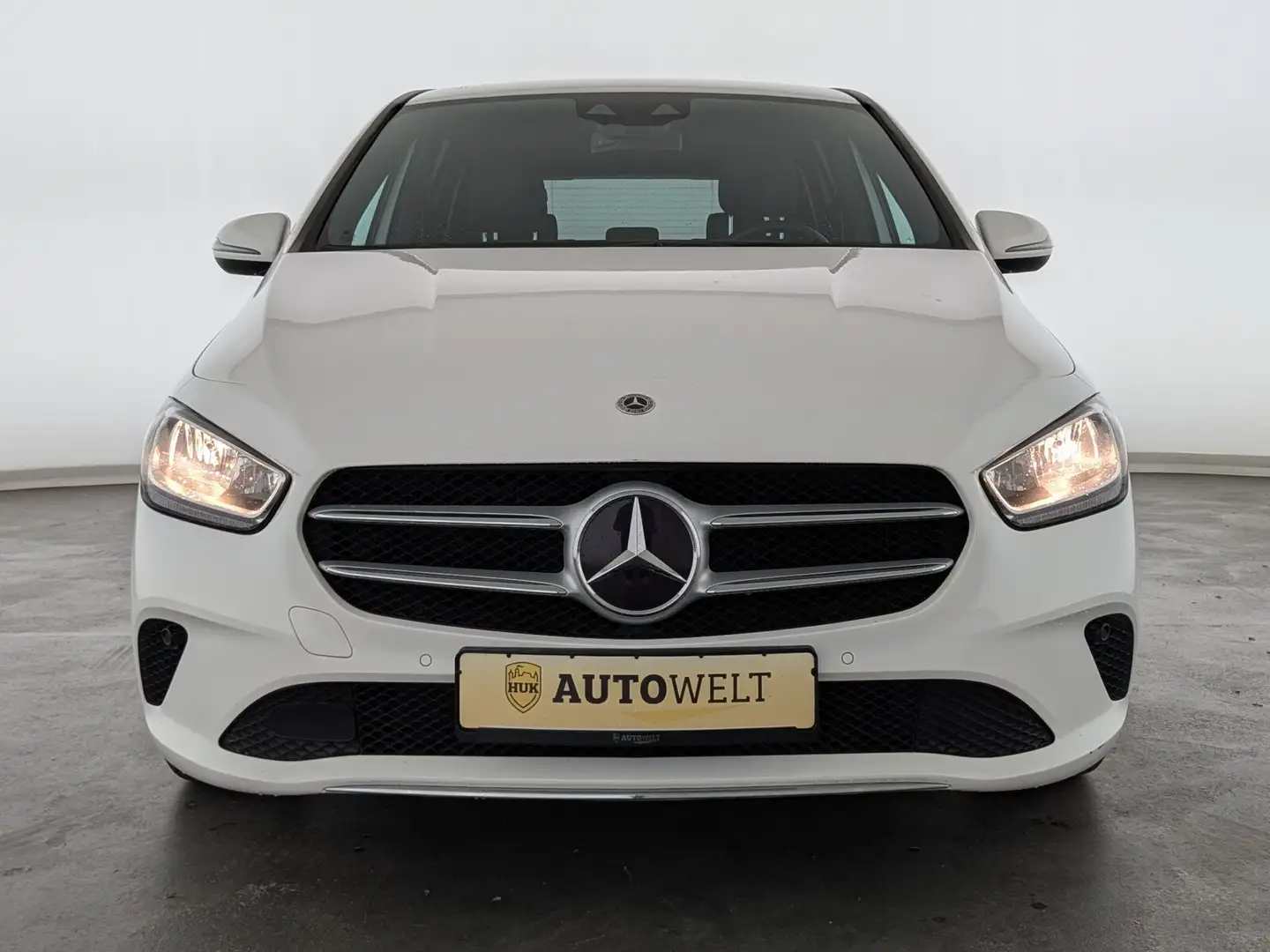 Mercedes-Benz B 200 B 200 d Progressive (EURO 6d) NAVI+RFK+SHZ+TEMP+ Weiß - 2