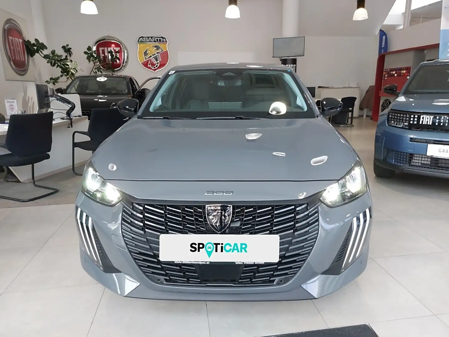 Peugeot 208 Hybrid 110 e-DCS6 Allure Grau - 2