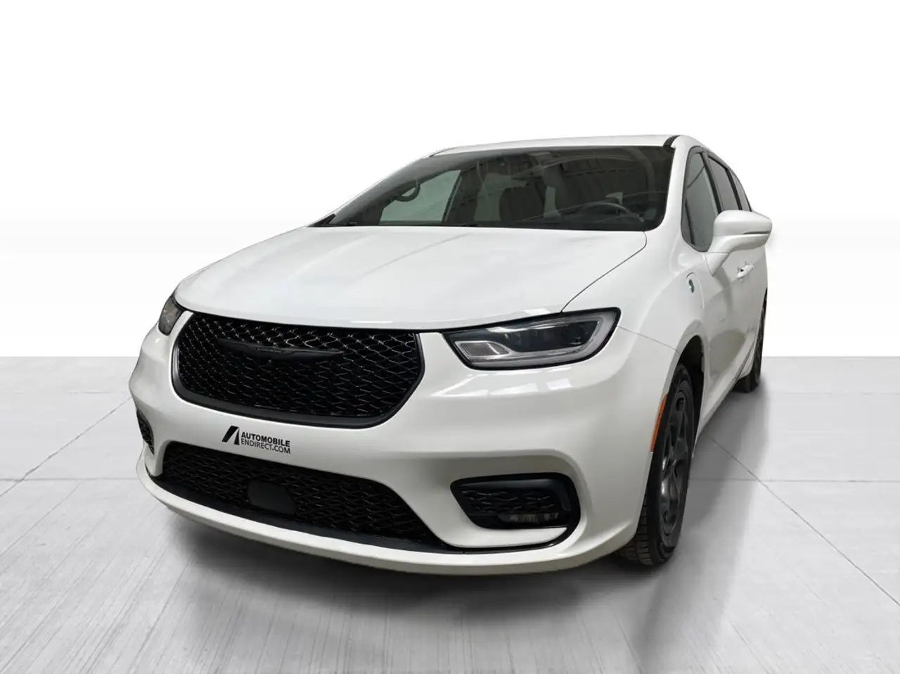 Chrysler Pacifica photo Chrysler Pacifica