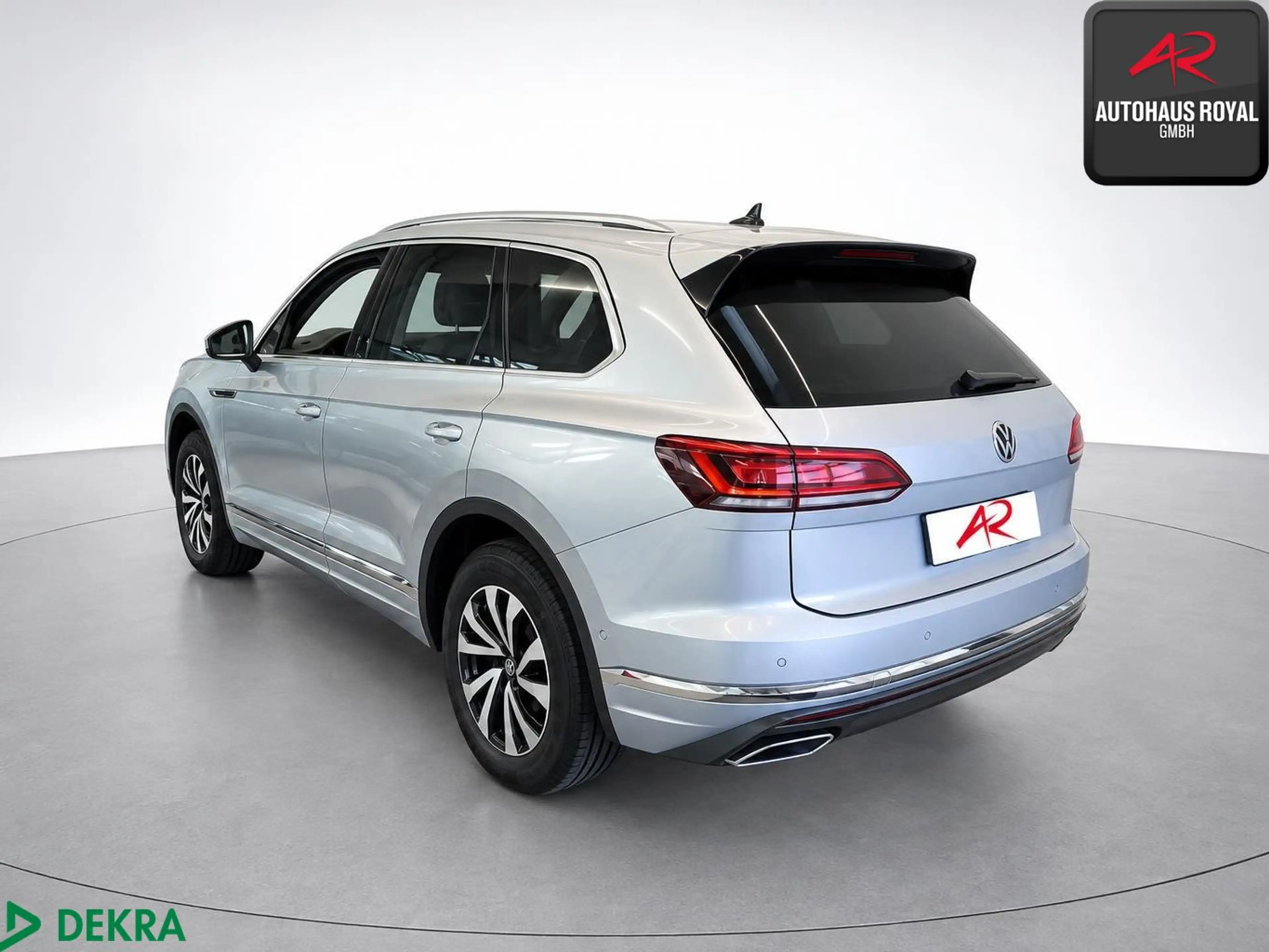 Volkswagen Touareg 3.0 TDI 4M STANDHZ,KEYLESS,SITZKLIMA,AHK — photo 2