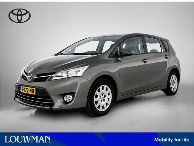 Toyota Verso 1.6 VVT-i Dynamic | Navigatie | Airco | Parkeer ca