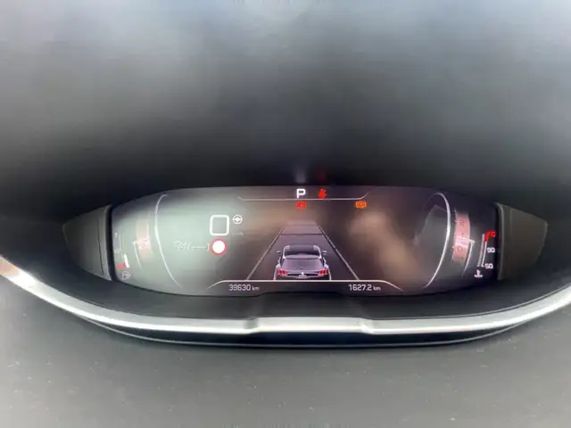 Peugeot 5008 view 15