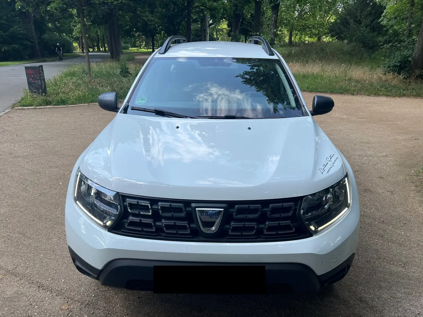 Dacia Duster Access Benzin-LPG/AHK/Garantie/1 Hand - 2