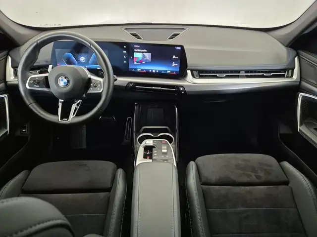BMW X1 view 8