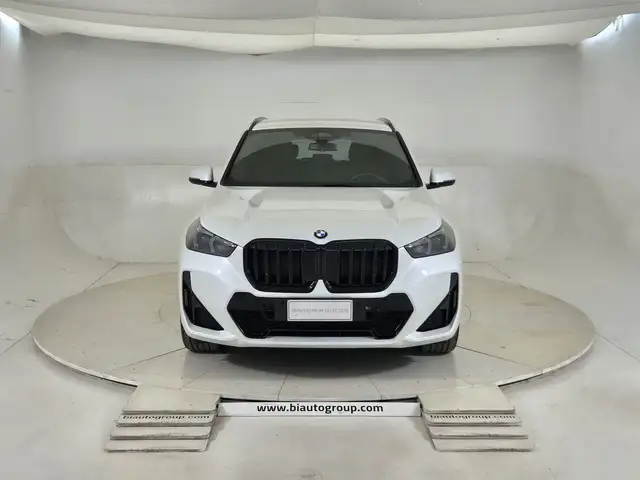 BMW X1 view 2