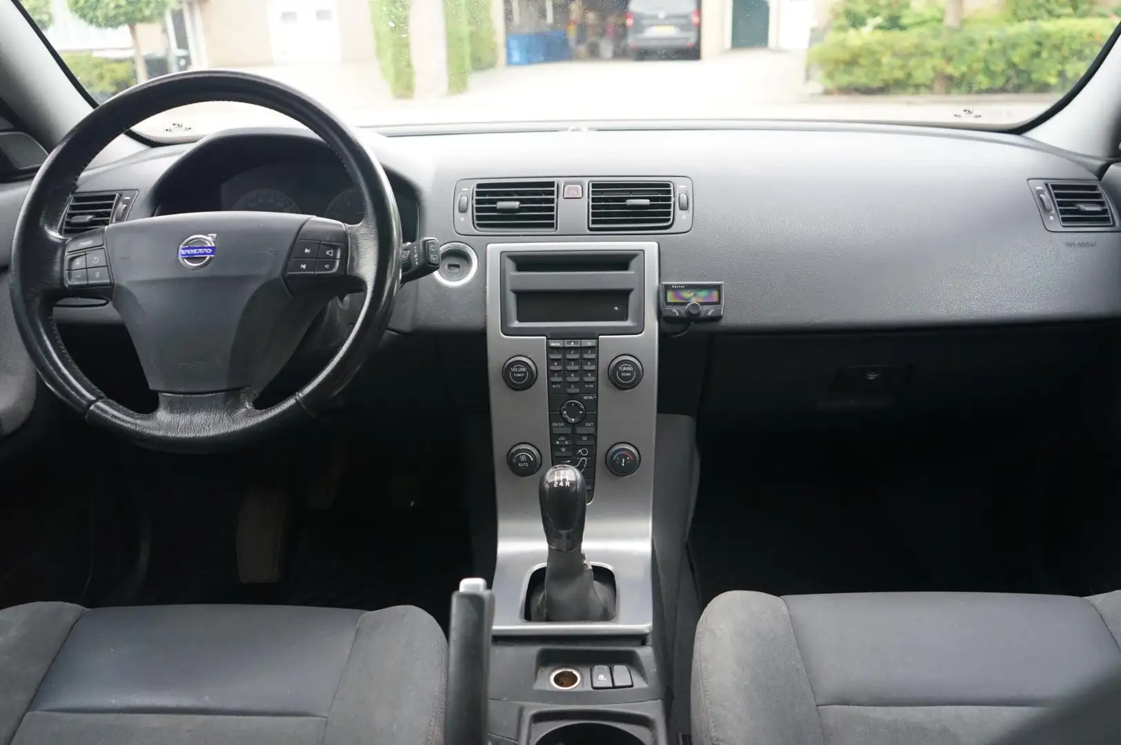 Volvo V50 1.8 Elite, Airco, CC, Elek pakket, Trekhaak, PDC Gri - 2