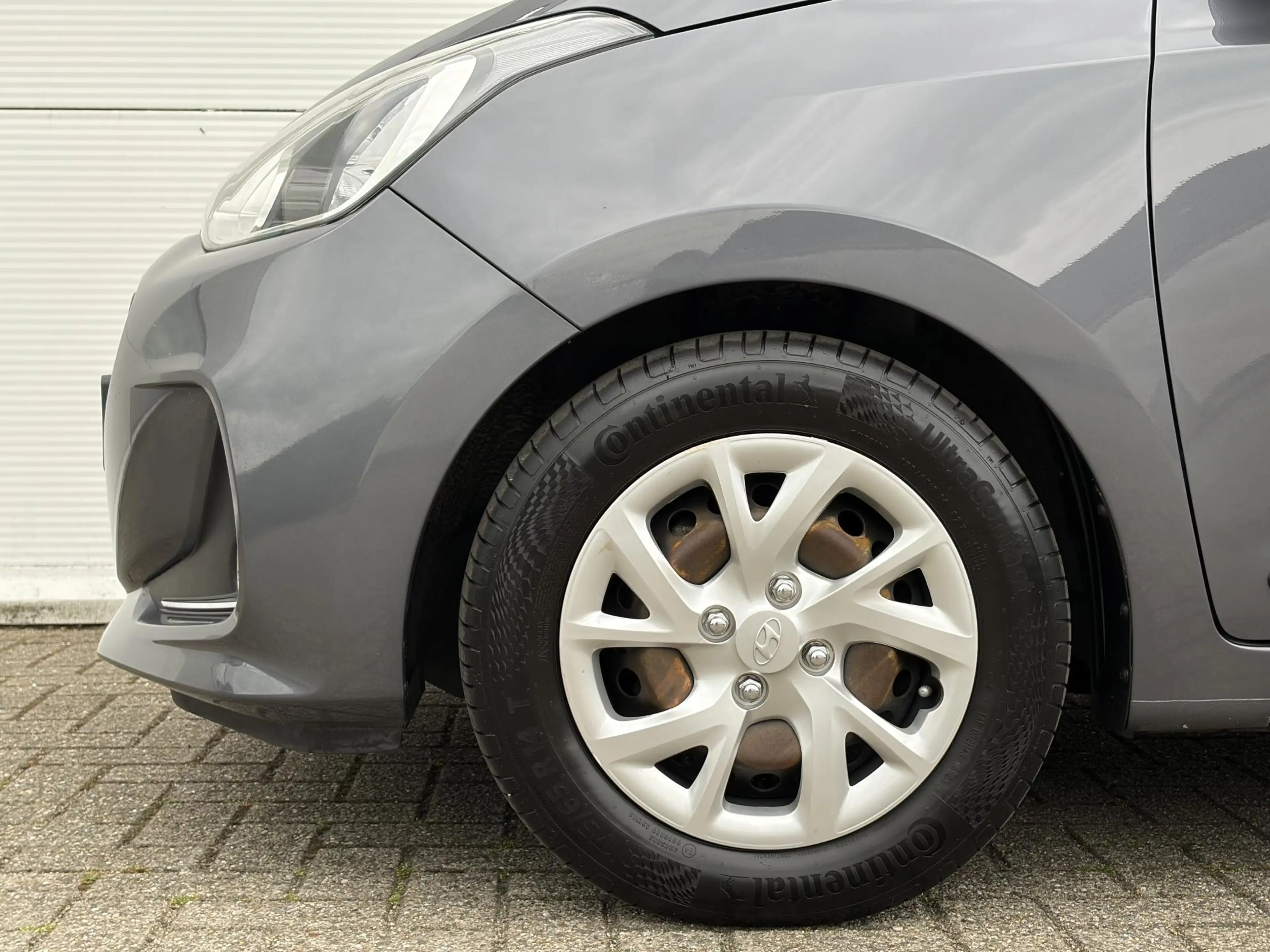 Hyundai i10 1.0 Premium / Trekhaak / Stoel en stuurverwarming — photo 15