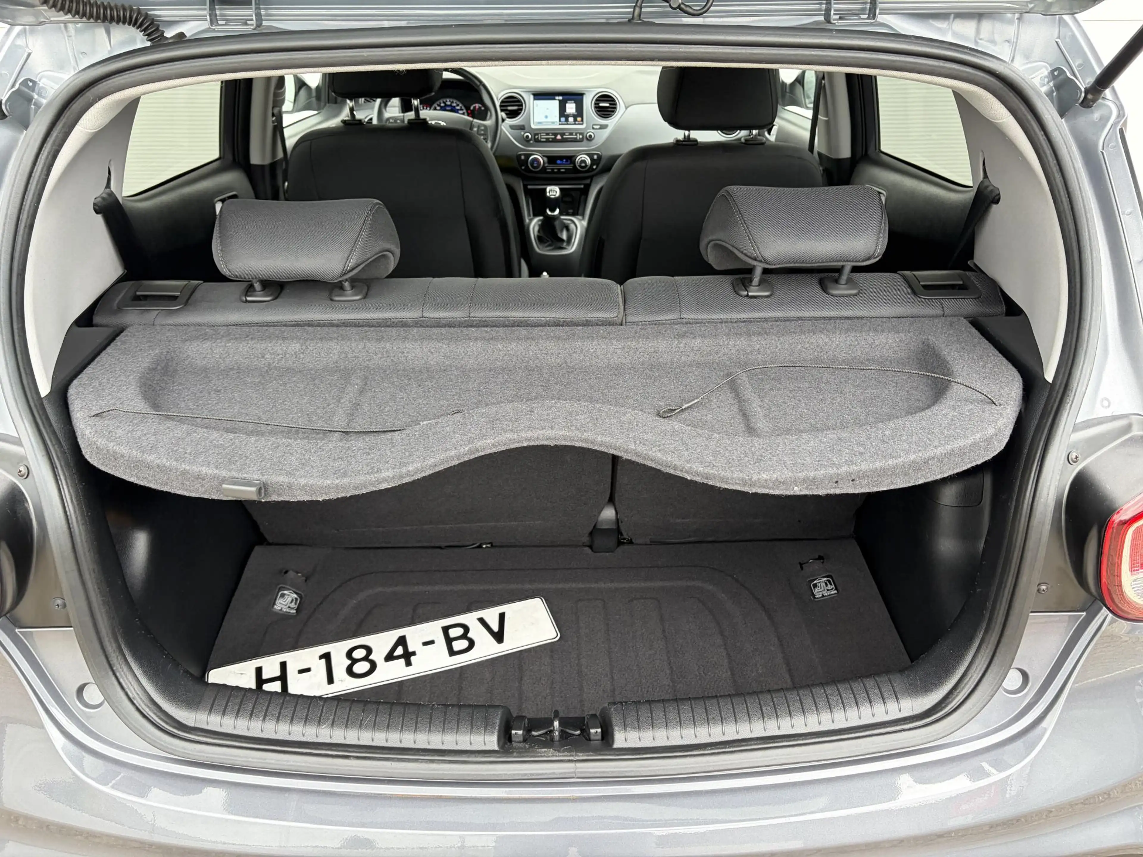 Hyundai i10 1.0 Premium / Trekhaak / Stoel en stuurverwarming — photo 29