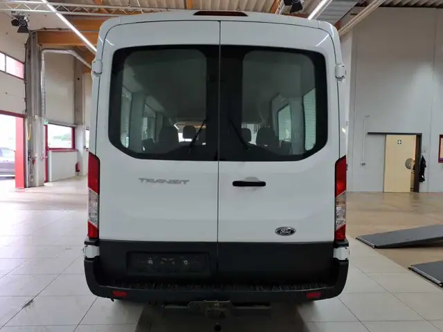 Ford Transit view 5