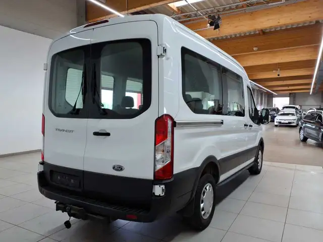 Ford Transit view 4
