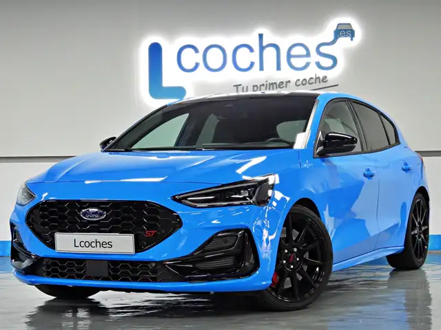 2024 Ford Focus in Blue for sale
