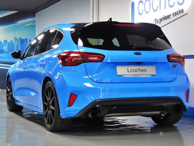 Ford Focus view 7