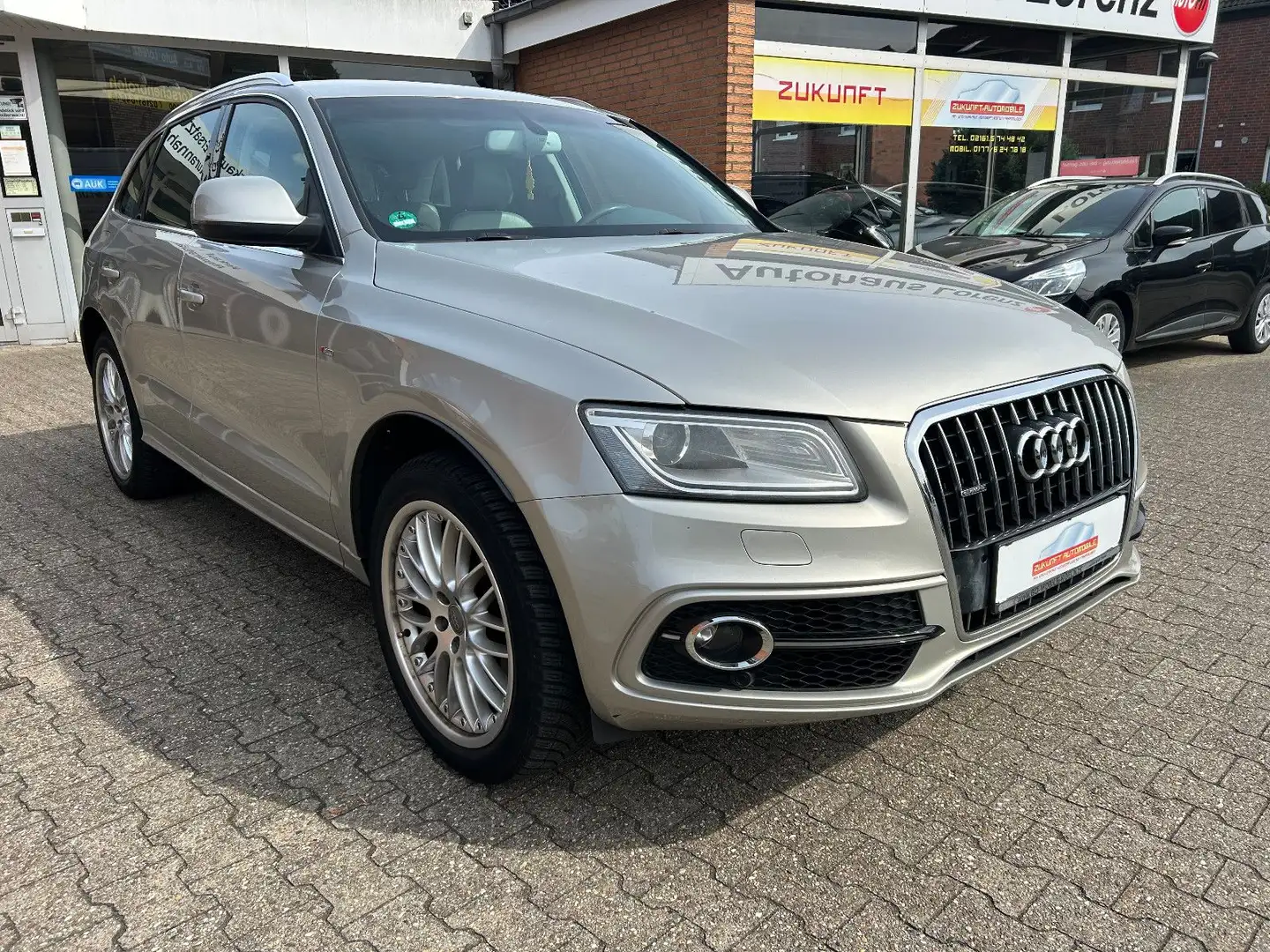 Audi Q5 3.0 TDI  quattro/S Line/Memory Sitze/ Silber - 1