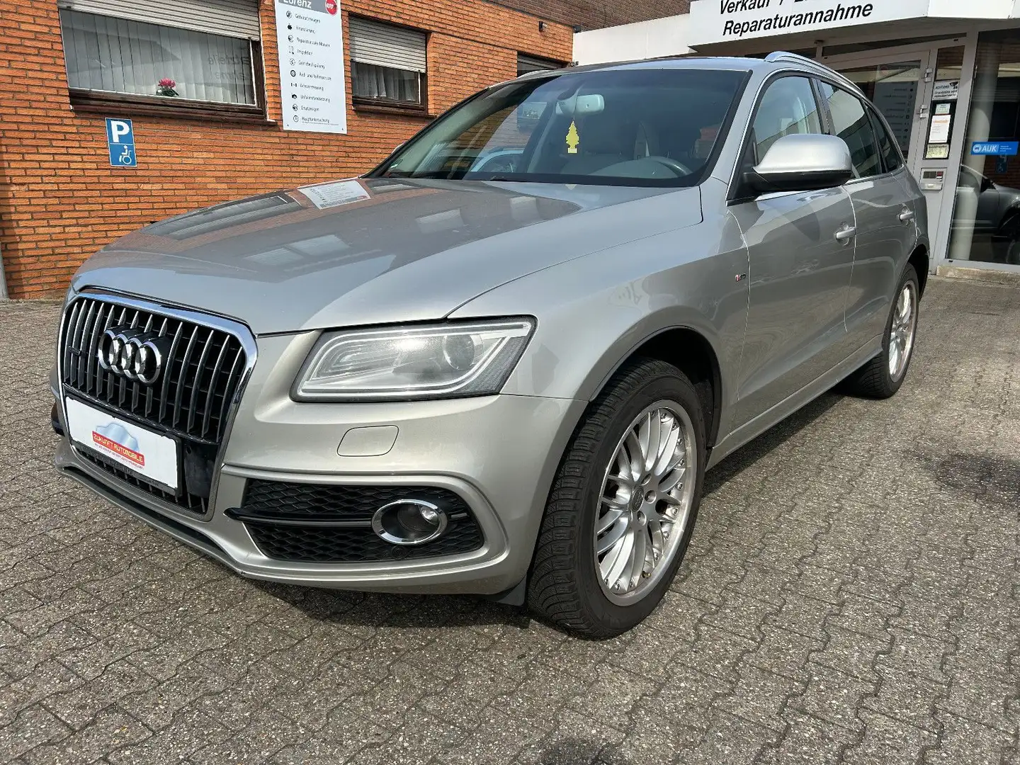 Audi Q5 3.0 TDI  quattro/S Line/Memory Sitze/ Silber - 2