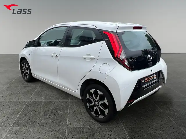 Toyota Aygo view 4