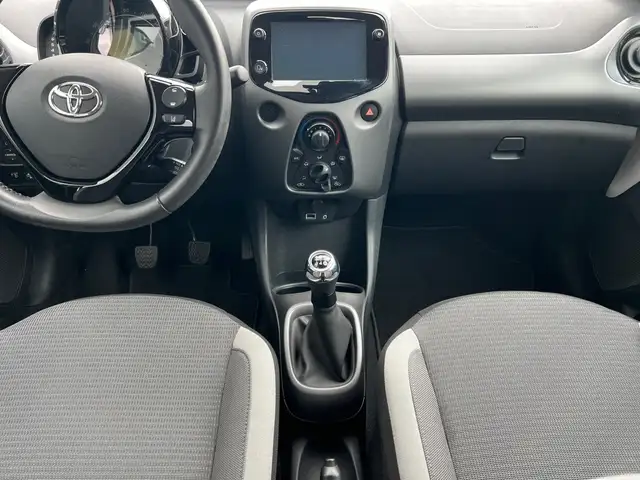 Toyota Aygo view 11