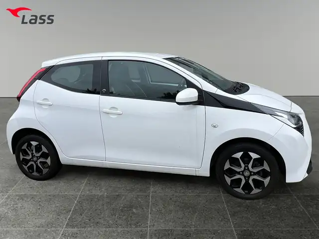 Toyota Aygo view 6