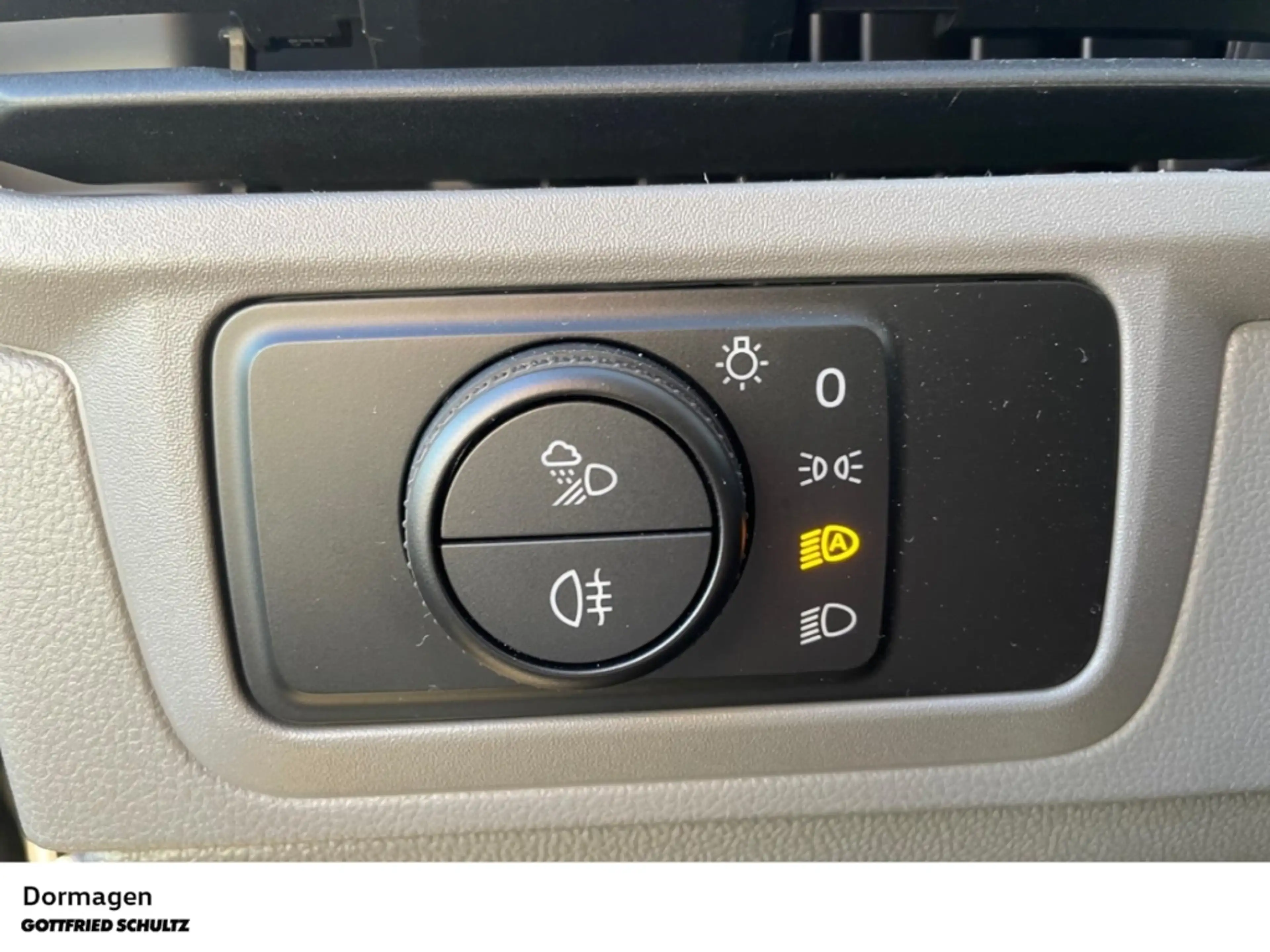 Volkswagen T7 Caravelle 2.0 TDI LR MATRIX NAVI KAMERA APP CONNECT ACC — photo 14