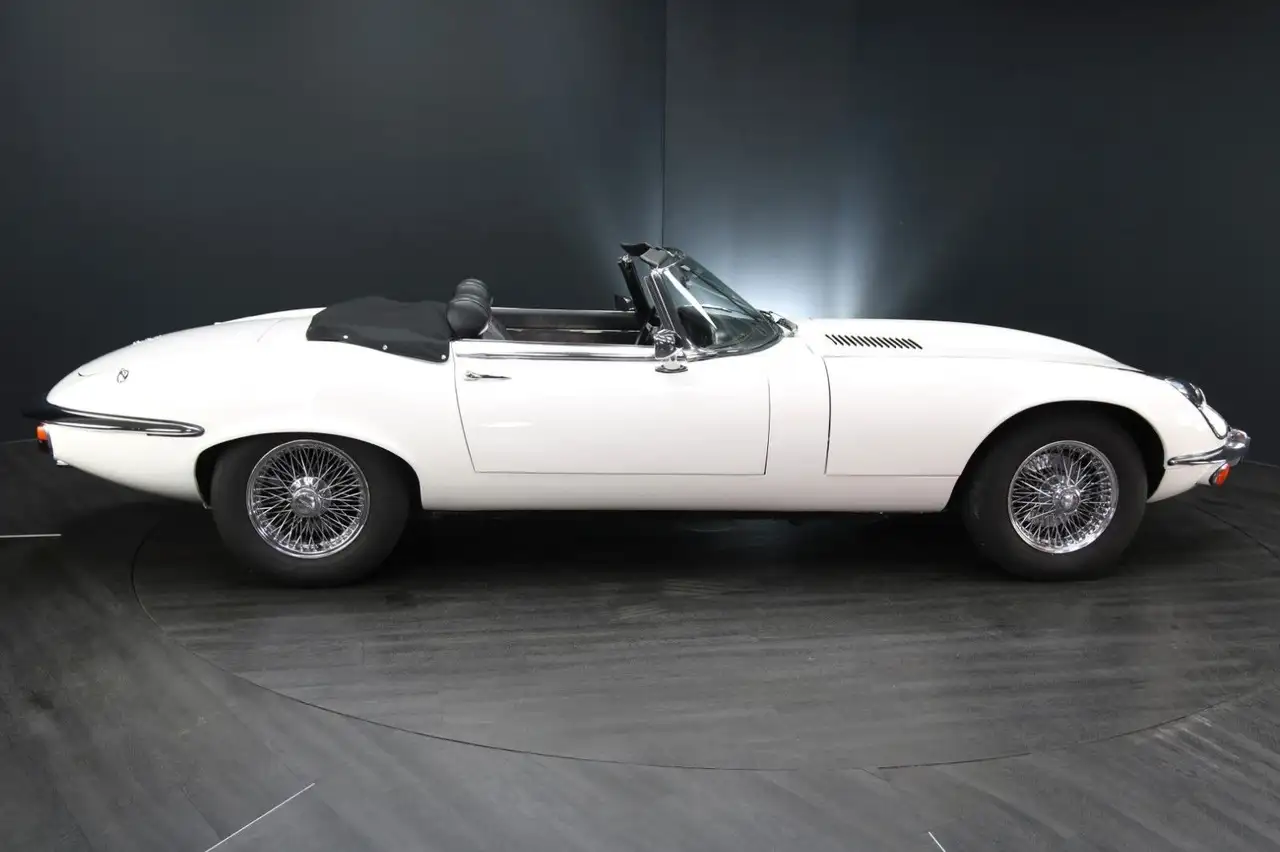Jaguar E-Type V 12 Roadster 5-Gang Schaltung !, foto 7