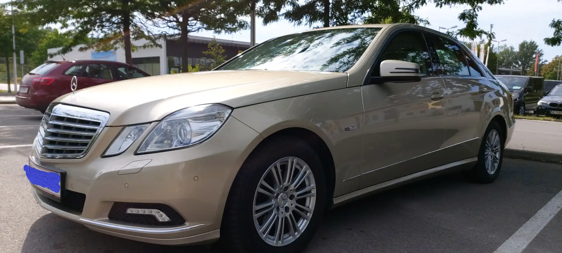 Mercedes-Benz E 220 E 220 Elegance BlueEfficiency CDI Aut. Elegance Beige - 1