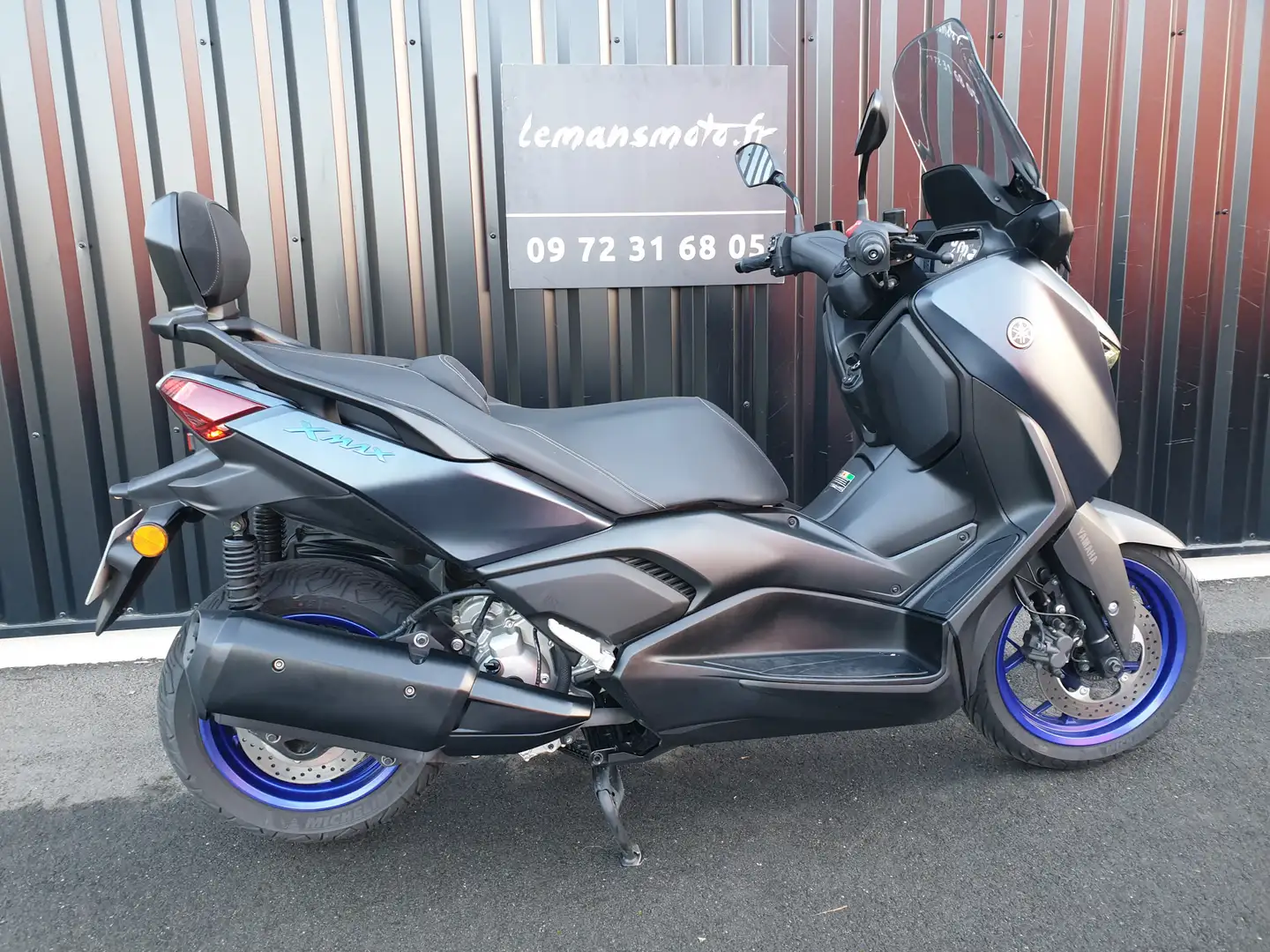 Yamaha X-Max 300 Bleu - 1