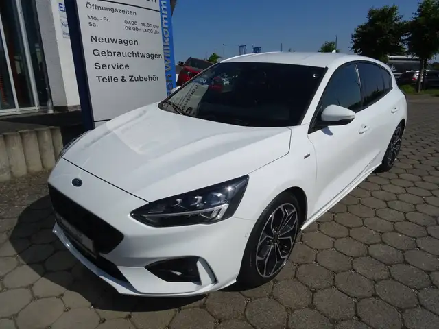Ford Focus 1.0 Ecoboost ST Line Lim. +Kamera+Navi+LED
