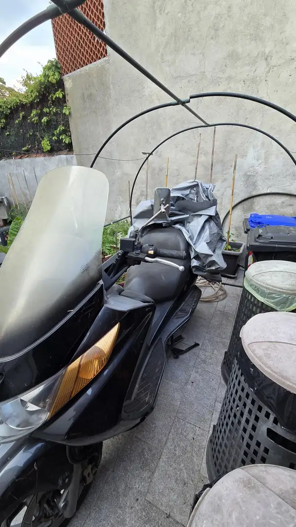 Suzuki Burgman 400 Nero - 2