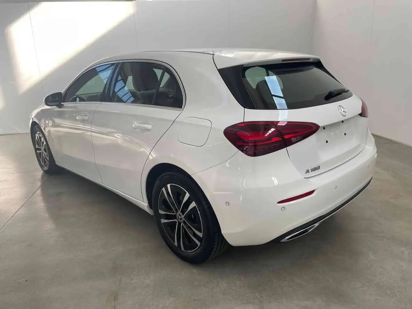 Mercedes-Benz A 180 180 Progressive Advanced Plus auto - 2
