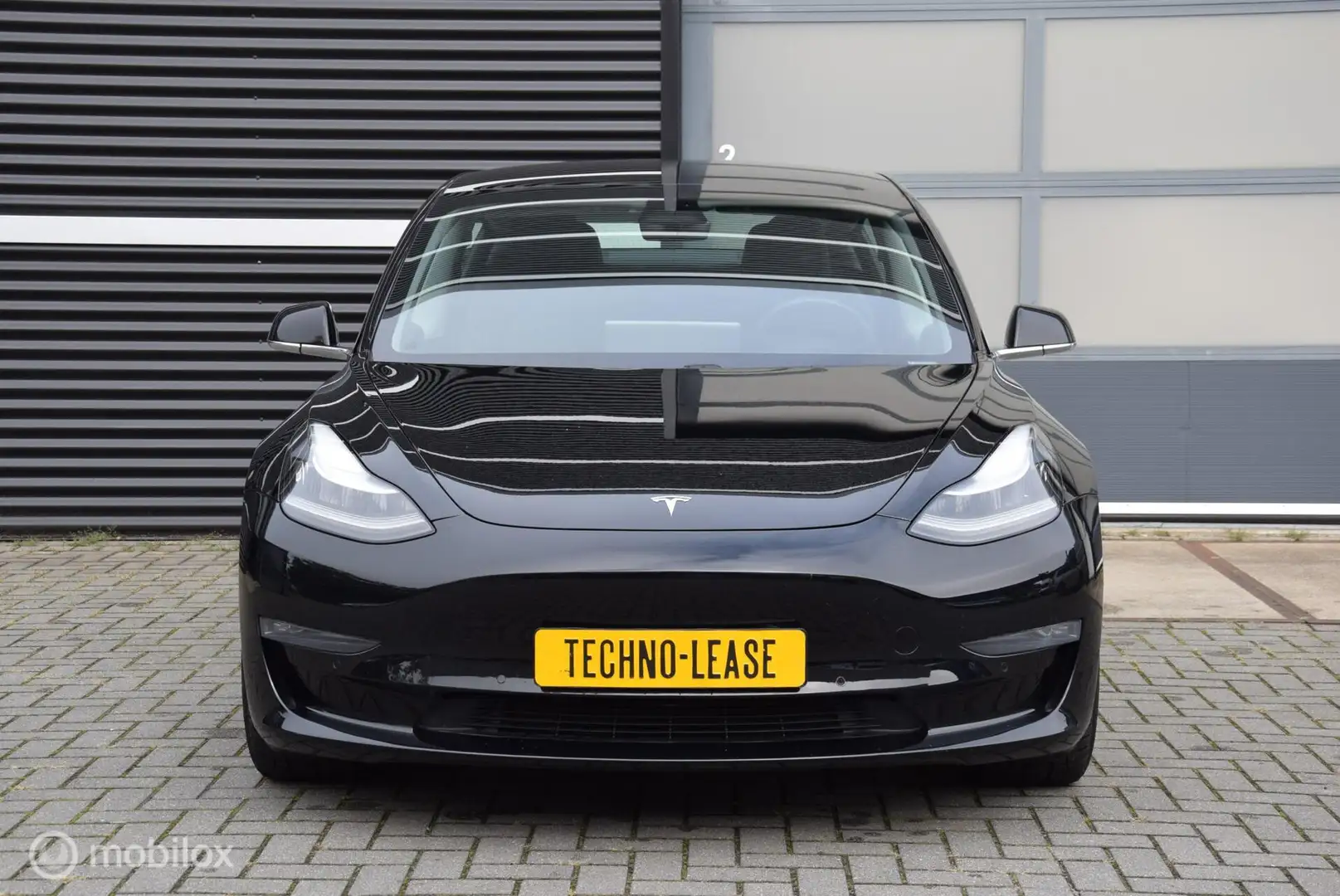 Tesla Model 3 Long Range AWD 75 kWh Zwart - 2